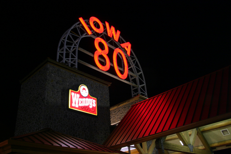 Illustration for article titled The Ten Best Highway Rest Stops In The US